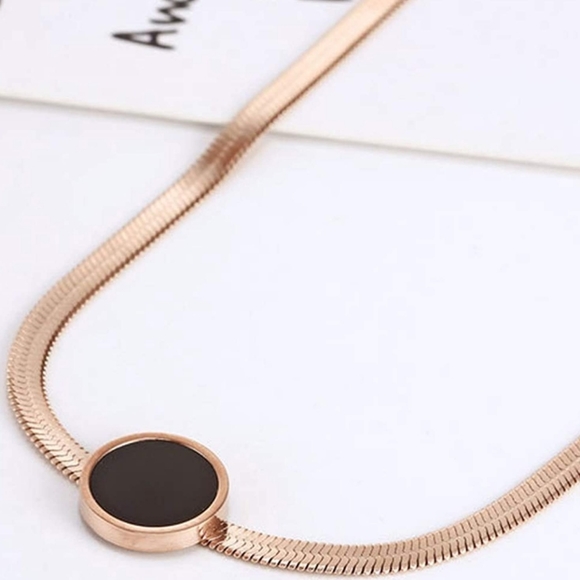 Snake Chain Enamel Choker Necklace - Picture 3 of 4